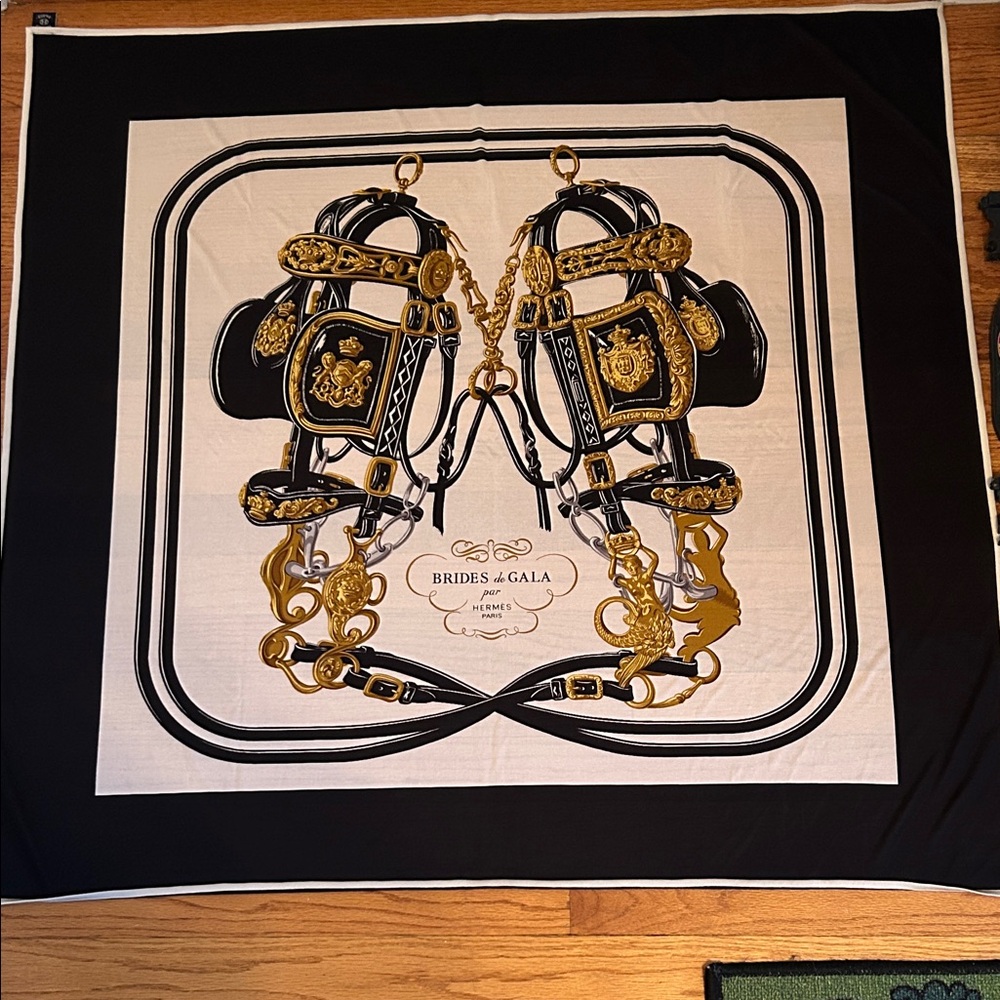 HERMES Black and Gold Equestrian Scarf